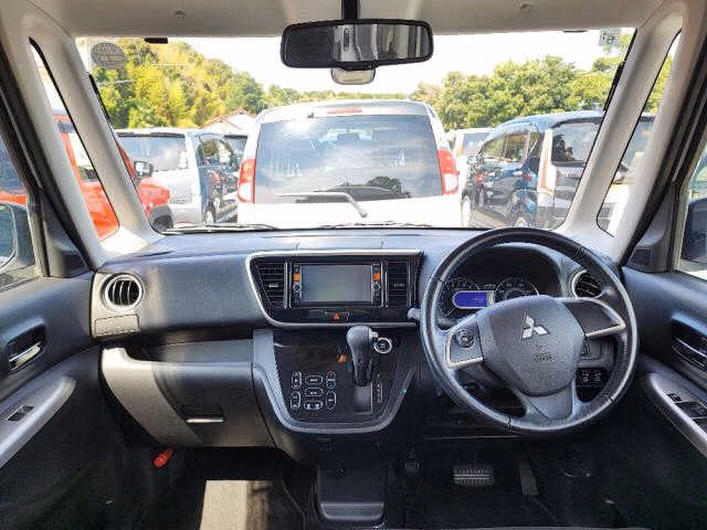 MITSUBISHI EK SPACE