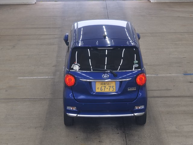 DAIHATSU CAST