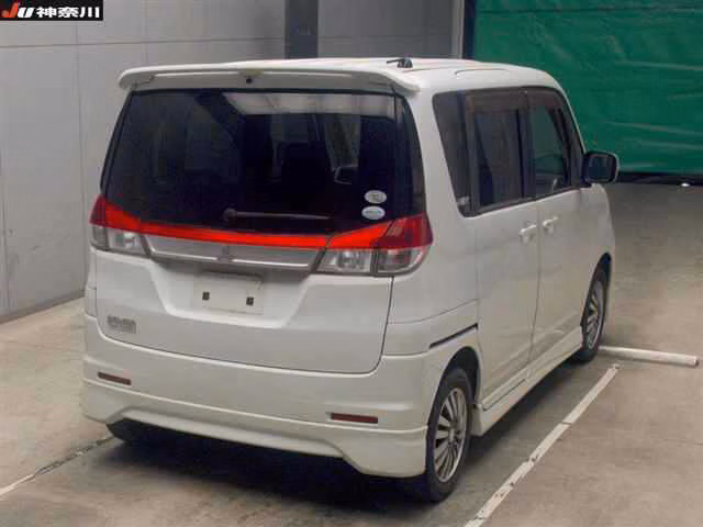 MITSUBISHI DELICA D:2