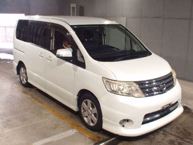 NISSAN SERENA
