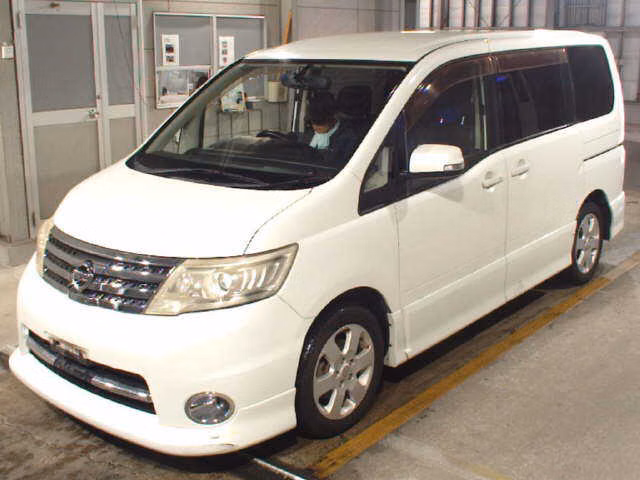 NISSAN SERENA