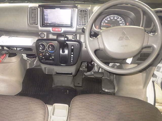 MITSUBISHI MINICAB