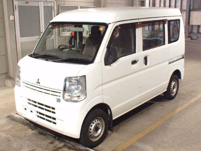 MITSUBISHI MINICAB