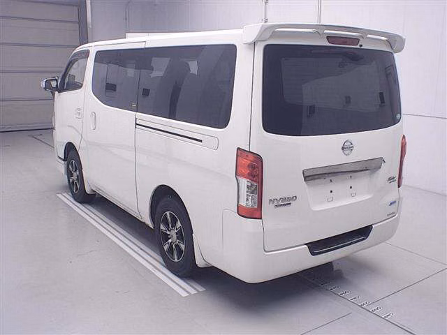 NISSAN NV350 CARAVAN