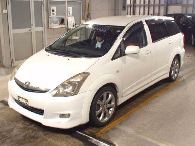TOYOTA WISH
