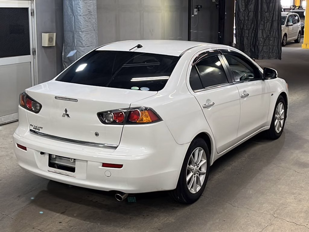 MITSUBISHI GALANT FORTIS