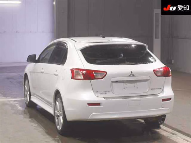 MITSUBISHI GALANT FORTIS