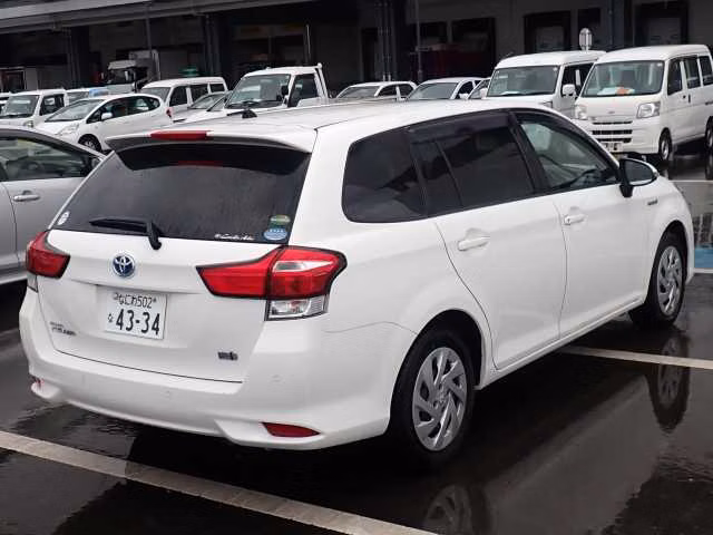 TOYOTA COROLLA FIELDER