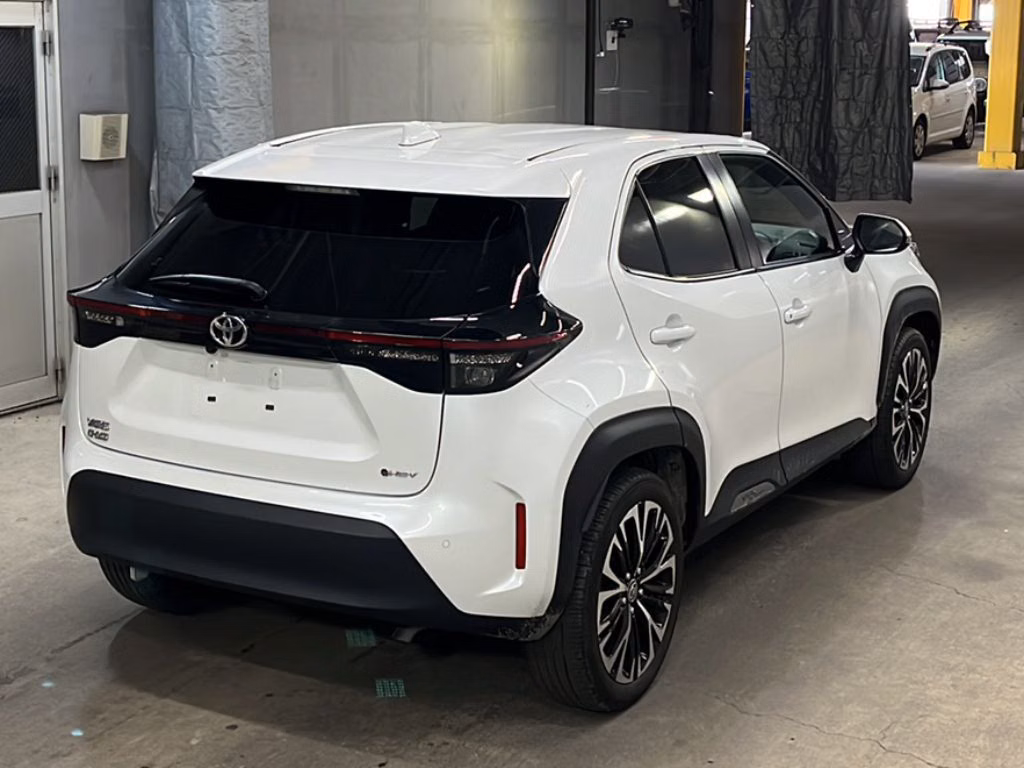 TOYOTA YARIS CROSS