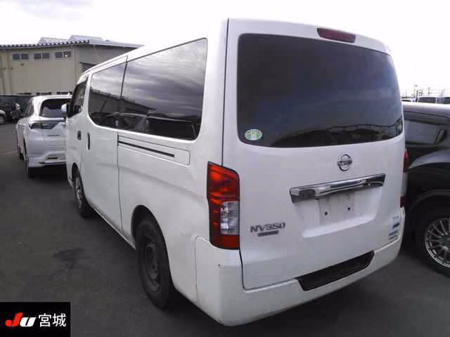 NISSAN NV350 CARAVAN