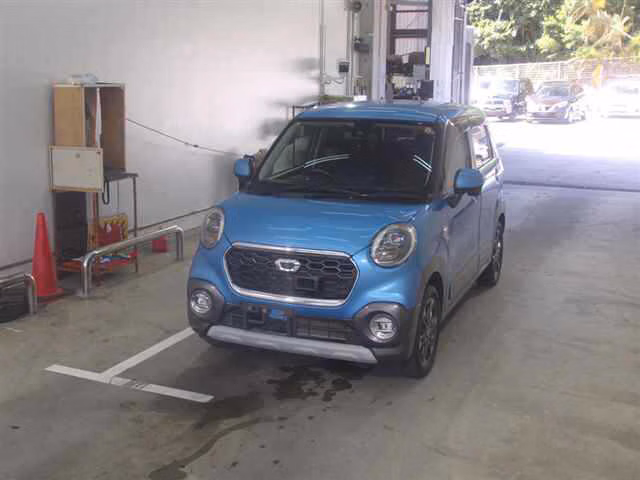 DAIHATSU CAST