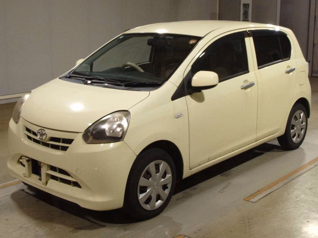 TOYOTA PIXIS EPOCH