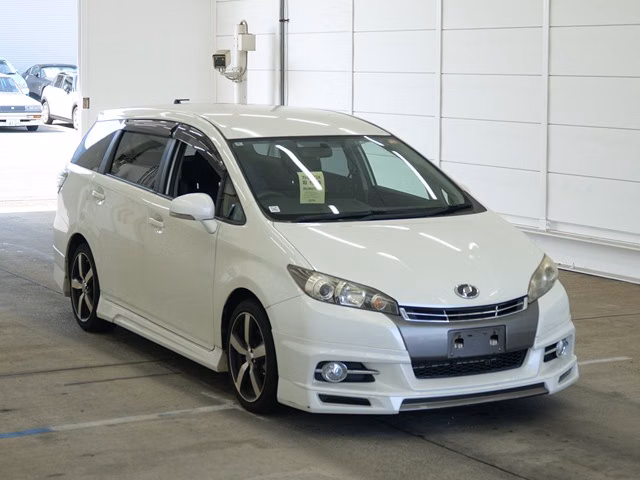 TOYOTA WISH
