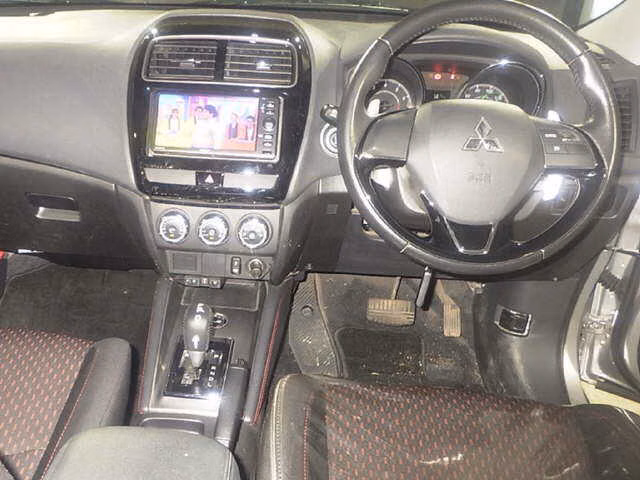 MITSUBISHI RVR