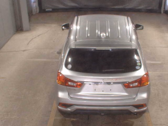 MITSUBISHI RVR