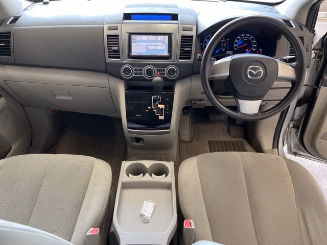 MAZDA MPV