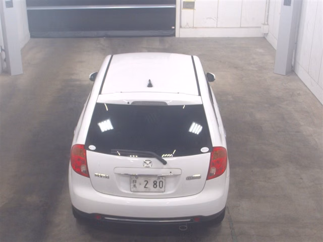 MAZDA VERISA