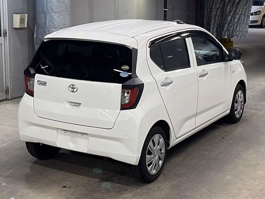 TOYOTA PIXIS EPOCH