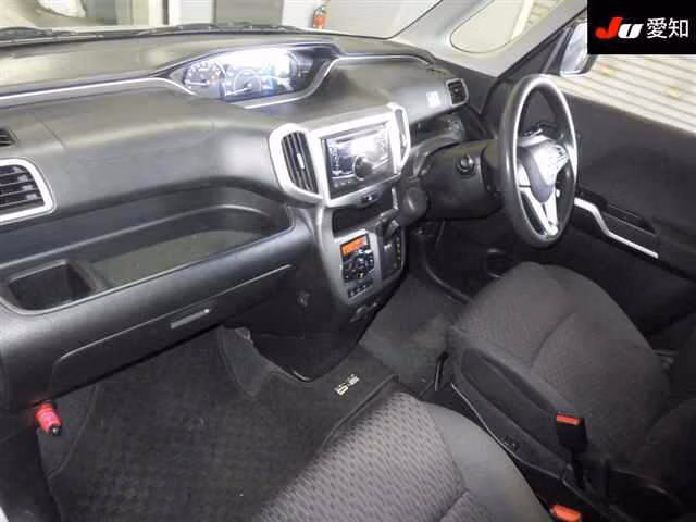 MITSUBISHI DELICA D:2