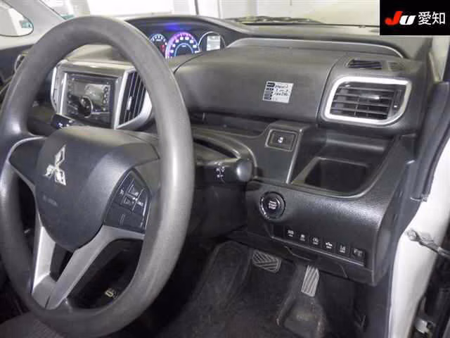 MITSUBISHI DELICA D:2