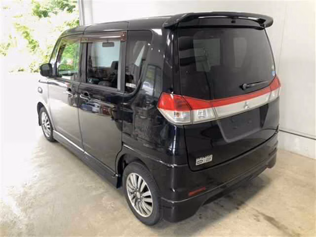 MITSUBISHI DELICA D:2