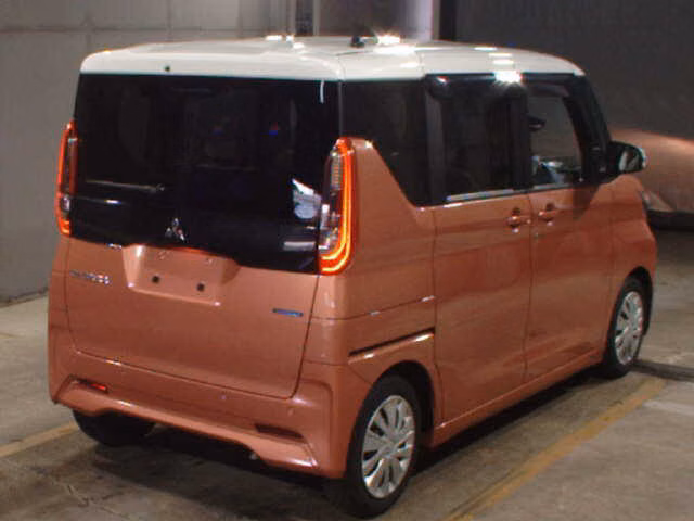 MITSUBISHI EK SPACE