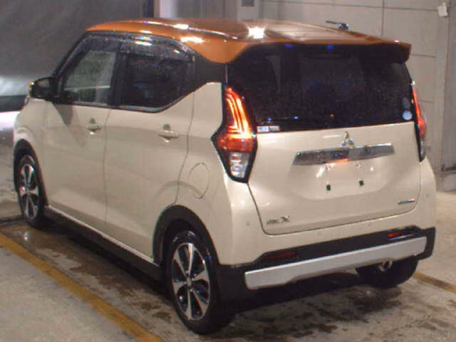 MITSUBISHI EK X