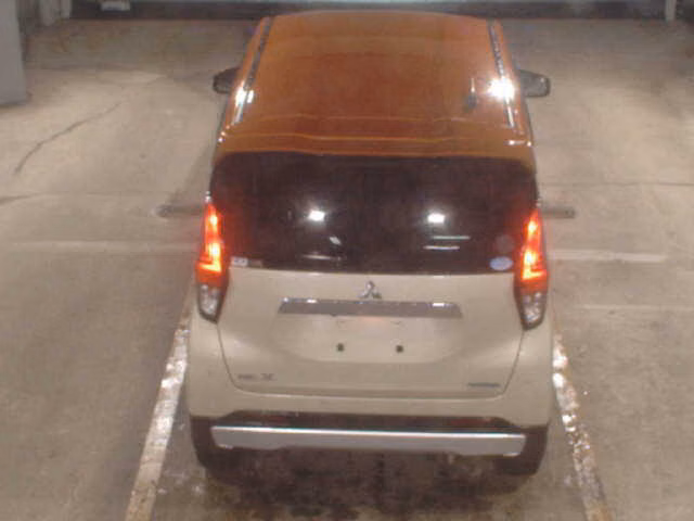 MITSUBISHI EK X