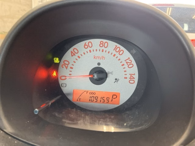 DAIHATSU ESSE