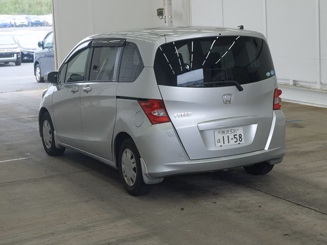 HONDA FREED