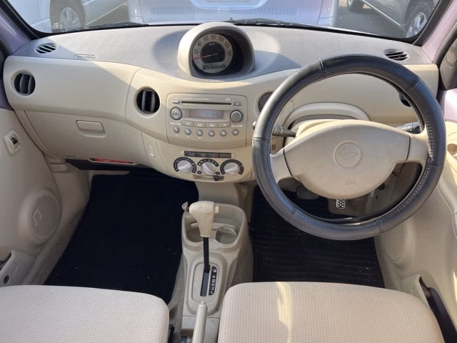 DAIHATSU ESSE