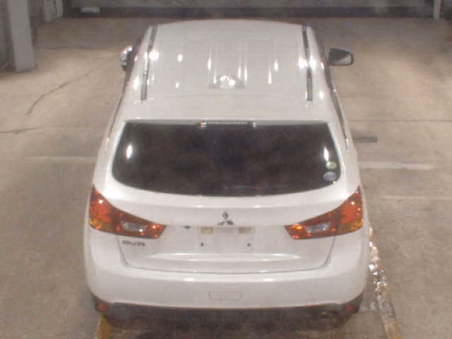 MITSUBISHI RVR