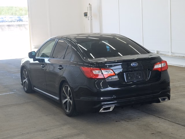 SUBARU LEGACY B4