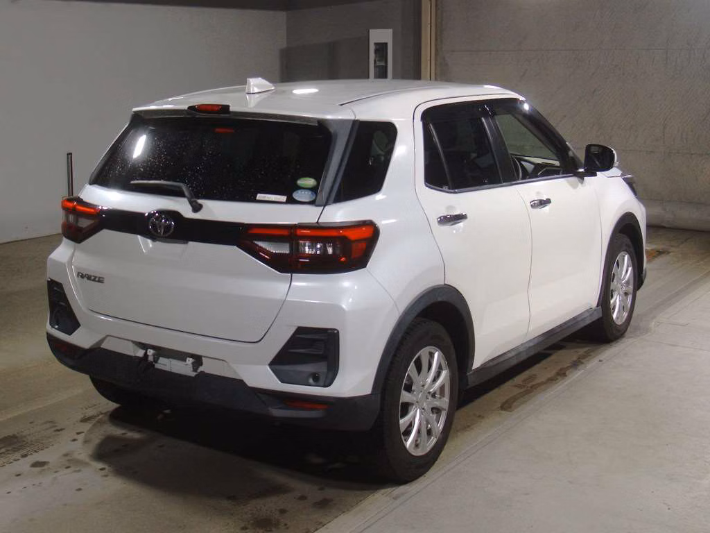 TOYOTA RAIZE