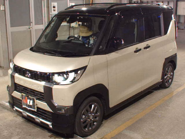 MITSUBISHI DELICA MINI