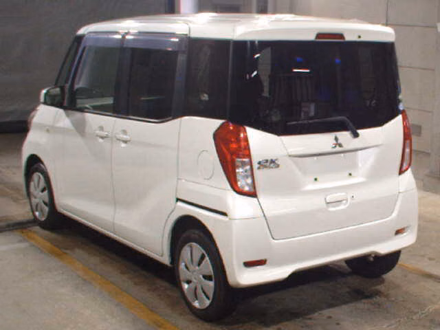 MITSUBISHI EK SPACE