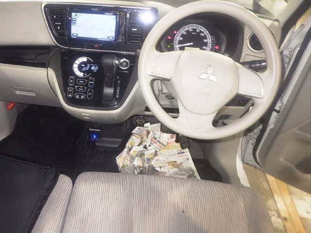 MITSUBISHI EK SPACE