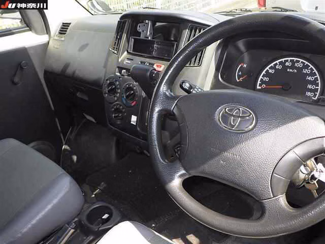 TOYOTA LITE ACE