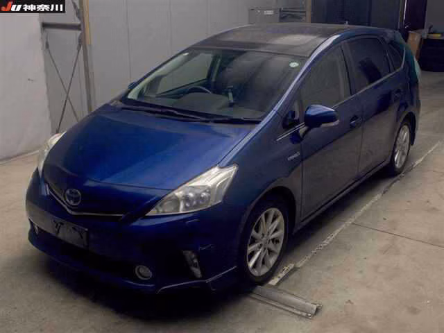 TOYOTA PRIUS ALPHA