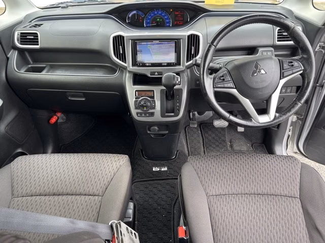 MITSUBISHI DELICA D:2