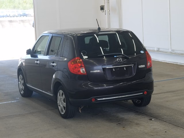 MAZDA VERISA