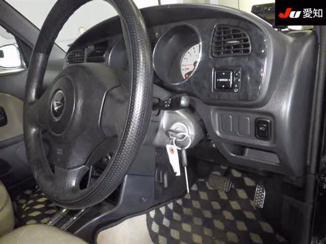 DAIHATSU MIRA GINO