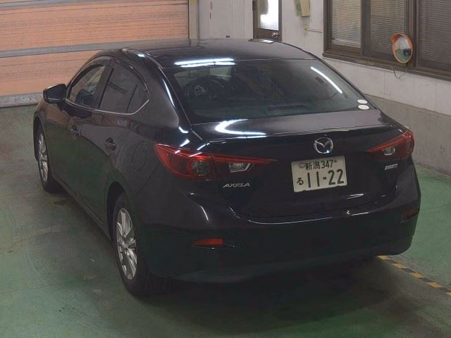 MAZDA AXELA