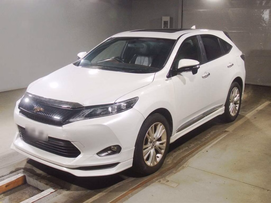 TOYOTA HARRIER