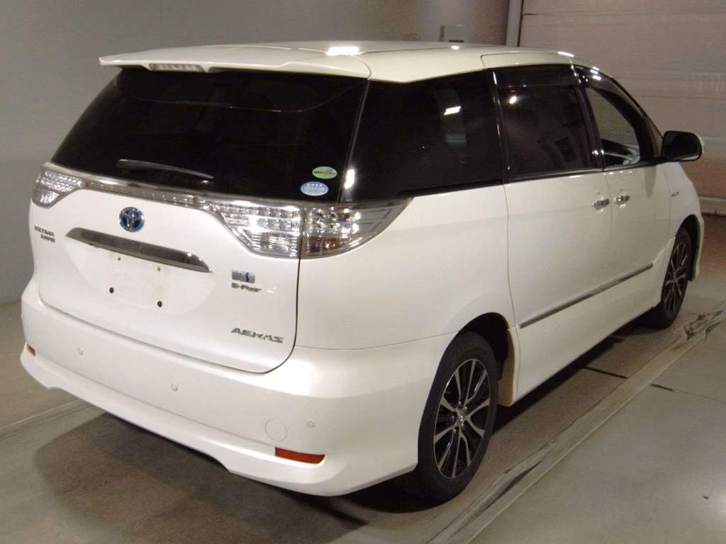 TOYOTA ESTIMA