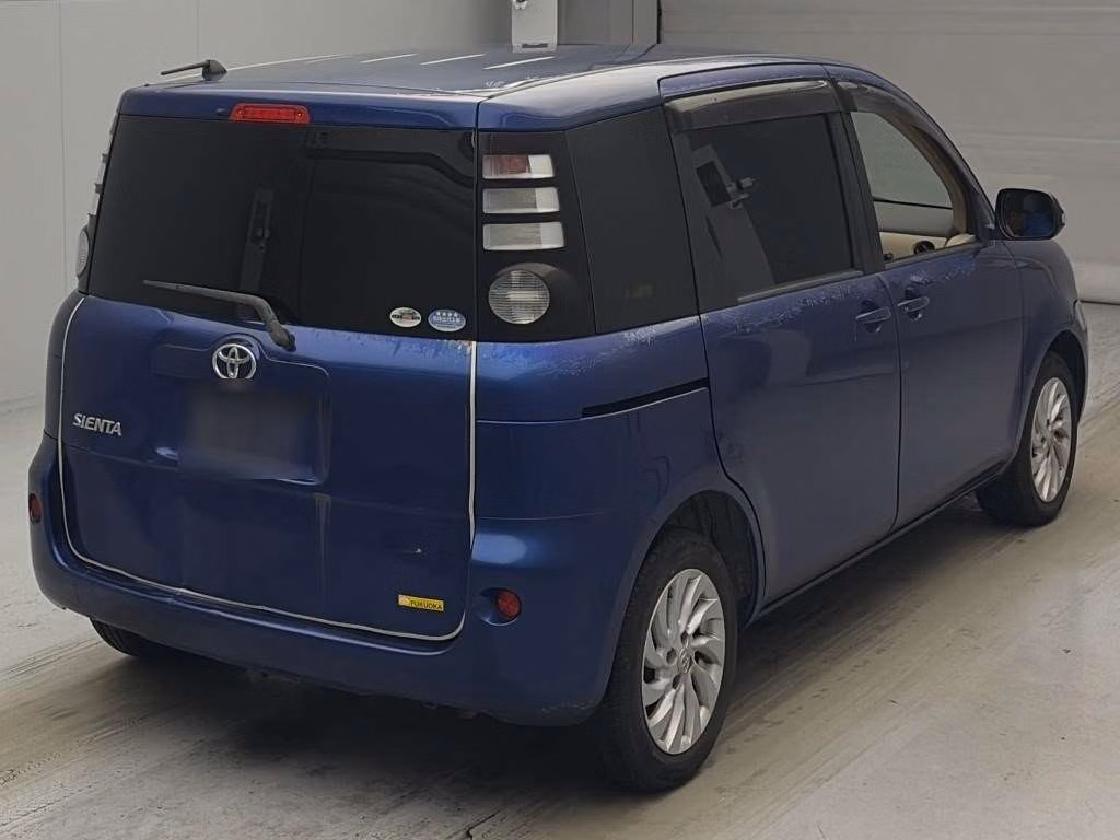 TOYOTA SIENTA