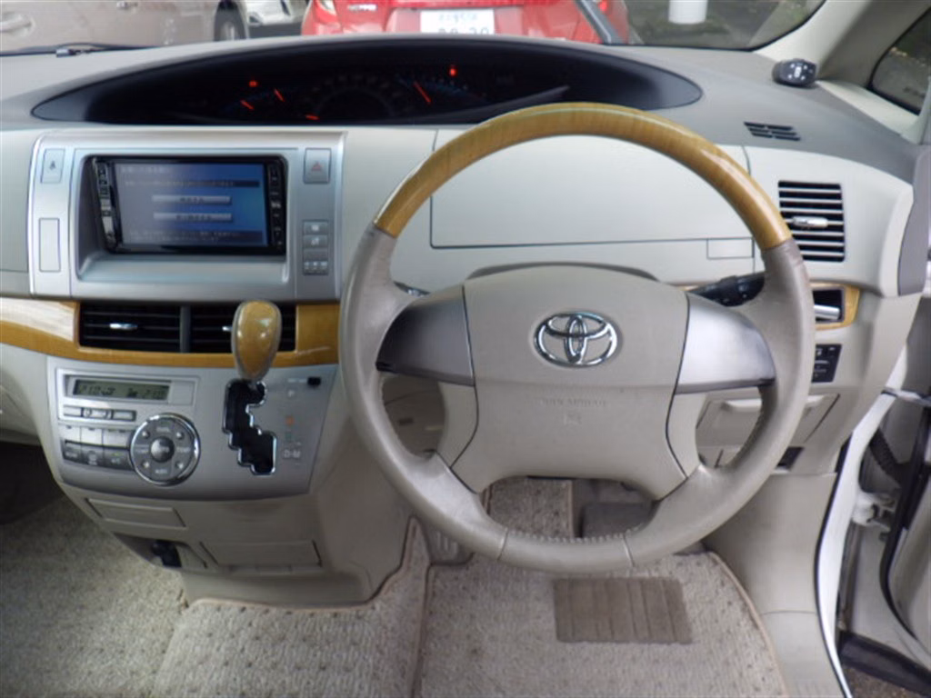 TOYOTA ESTIMA