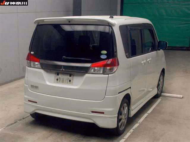 MITSUBISHI DELICA D:2