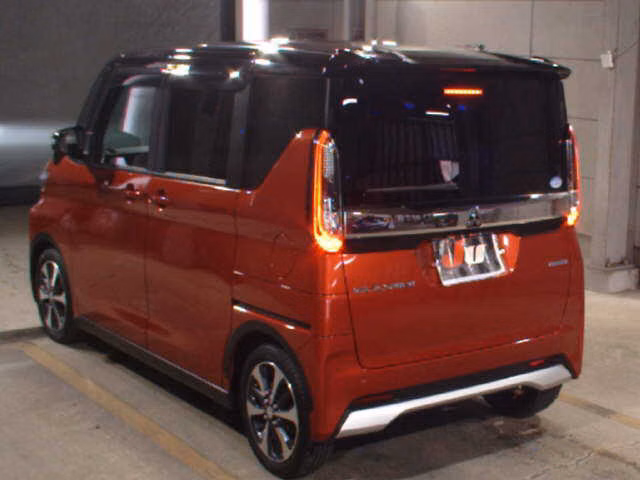 MITSUBISHI EK SPACE