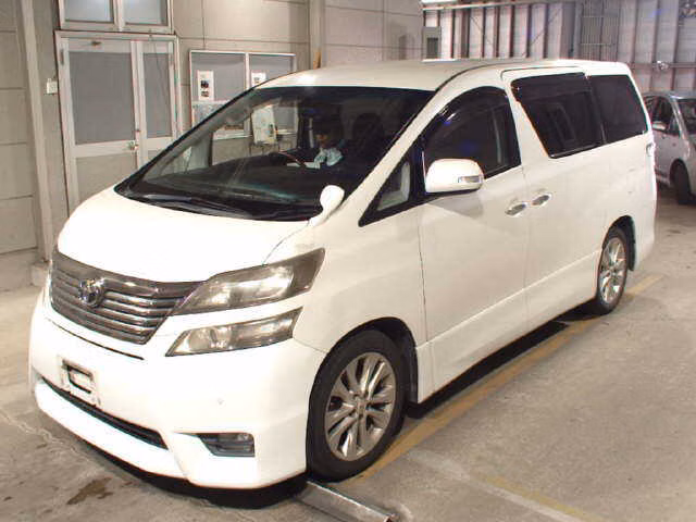 TOYOTA VELLFIRE
